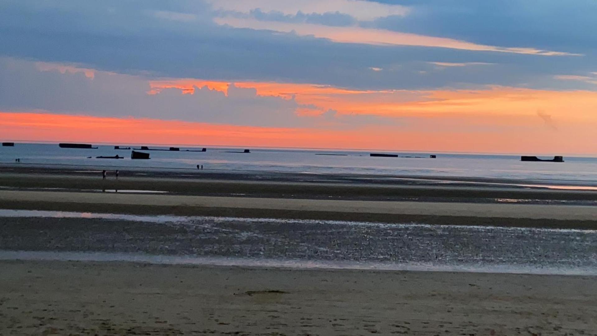 Gites En Normandie En Front De Mer A Asnelles , 3Km D'Arromanches, 10Km De Bayeux Kültér fotó